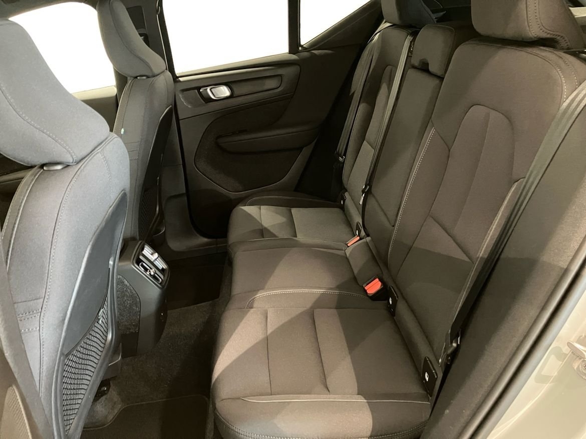 Volvo EX40 Twin Motor Performance Plus 2025, bild 7/10
