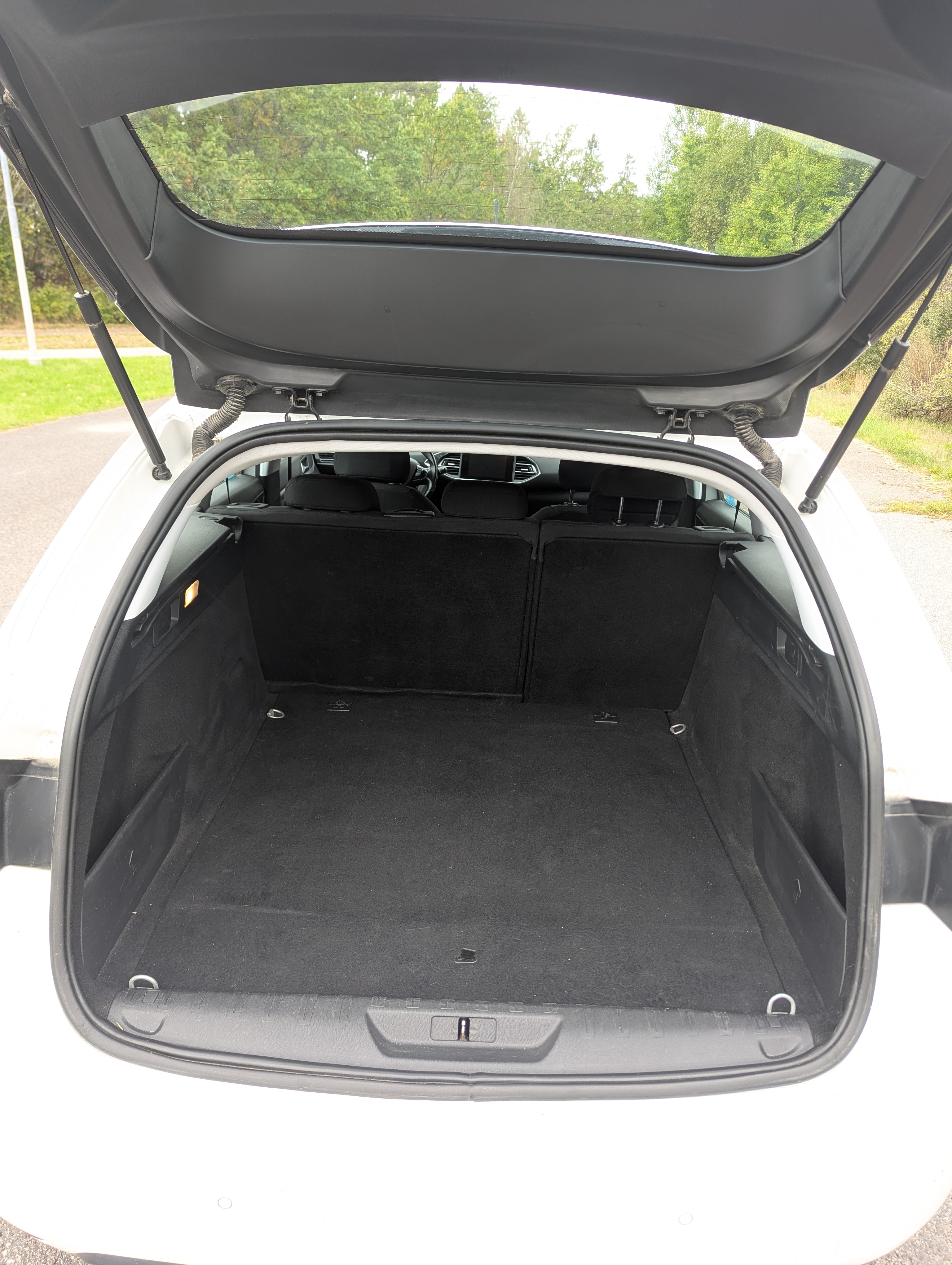 Peugeot 308 2016, bild 6/7