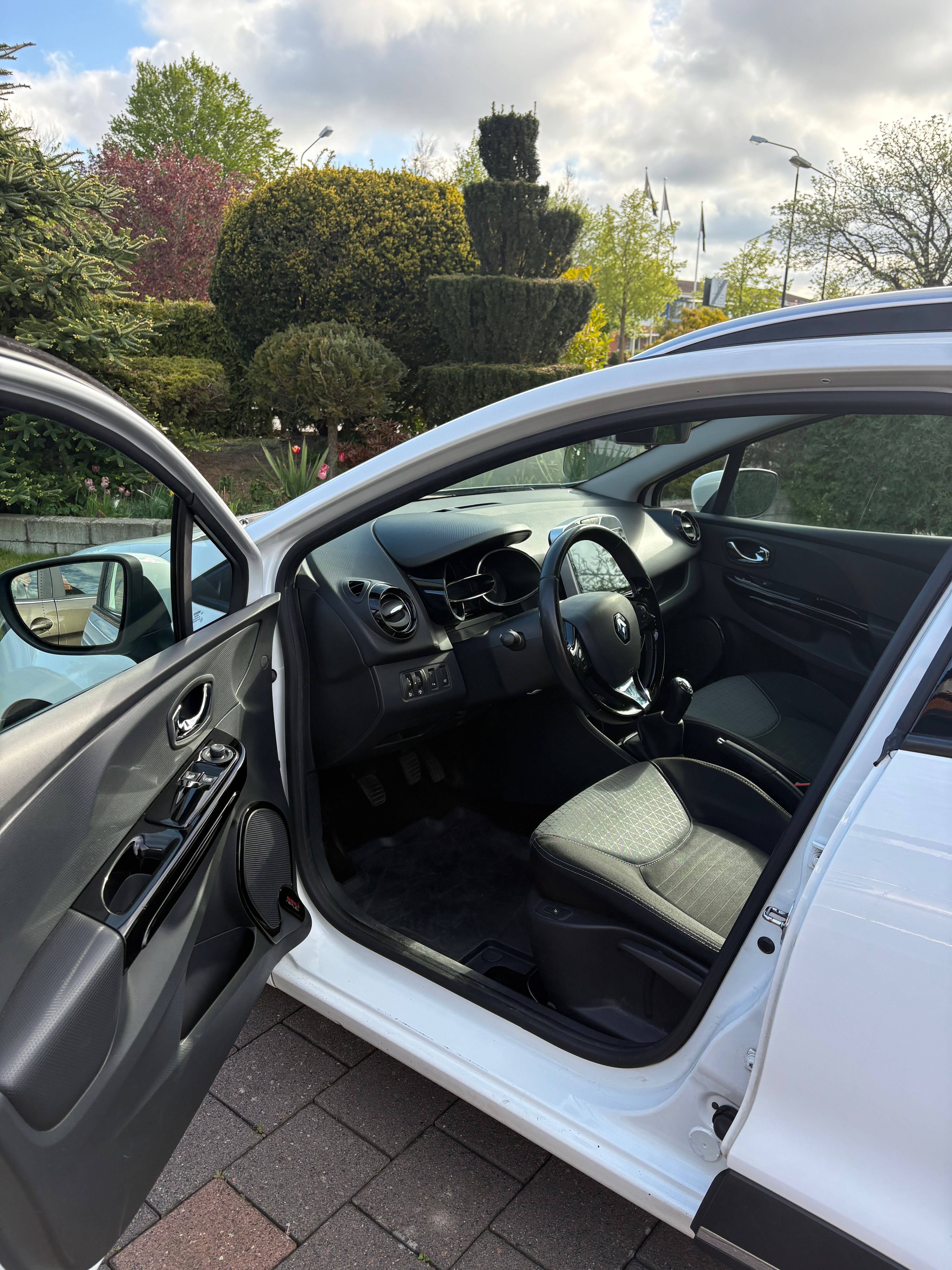 Renault Clio 2014, bild 4/6