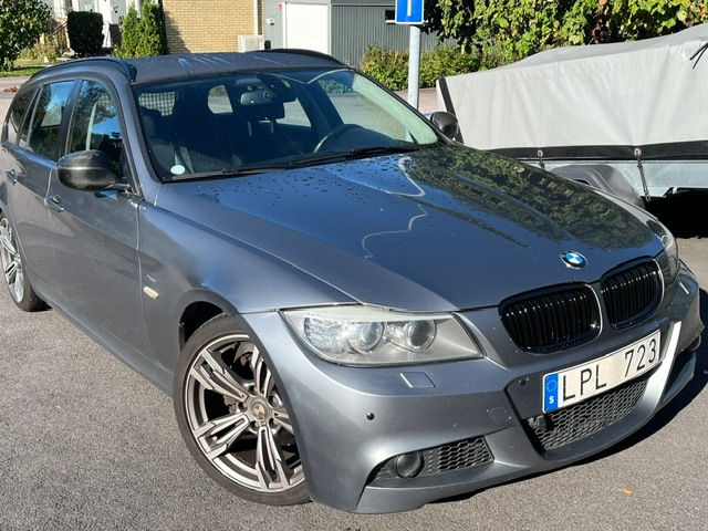 BMW 320 2011, bild 2/10