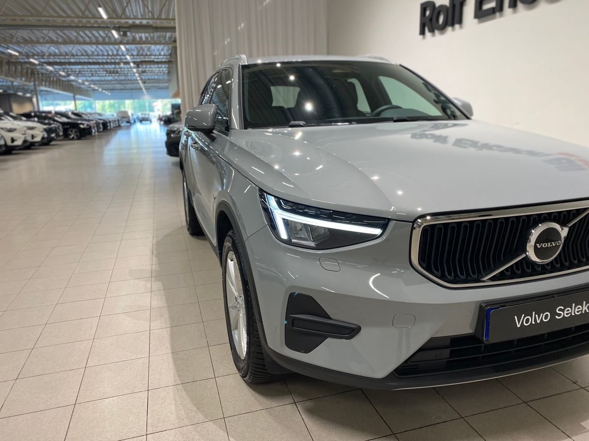 Volvo XC40 B4 FWD Bensin Core SE II 2024, photo 6/10