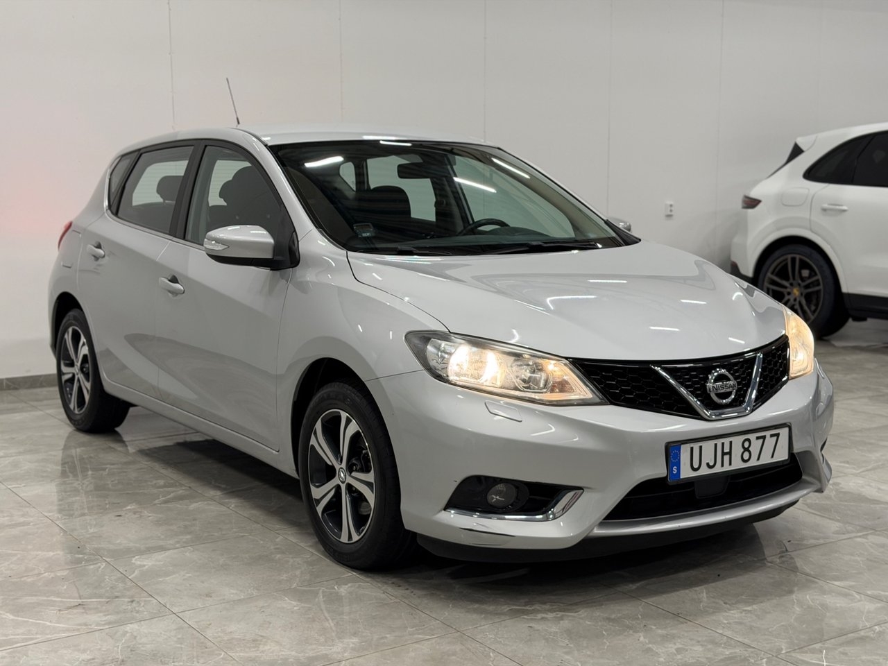 Nissan Pulsar 1.2 DIG-T 2 Brukare 2016, bild 2/10