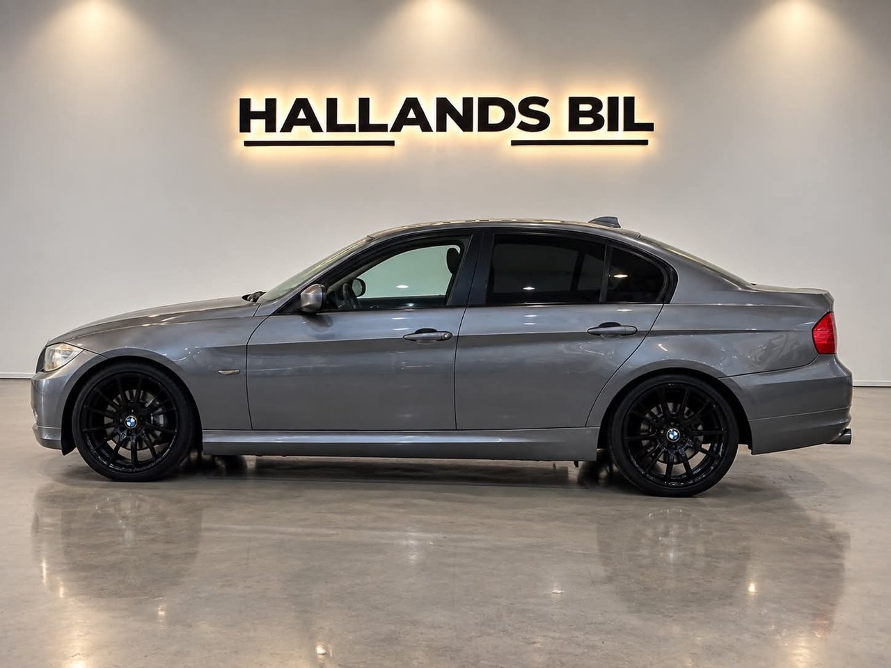 BMW 325 i Sedan Comfort, Dynamic Euro 5 2009, bild 2/4