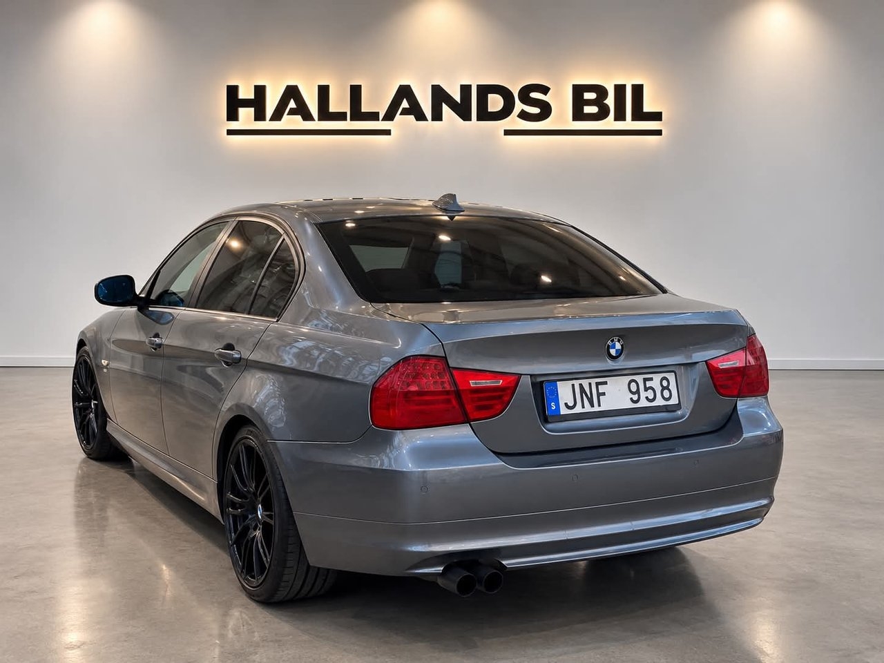 BMW 325 i Sedan Comfort, Dynamic Euro 5 2009, bild 3/4
