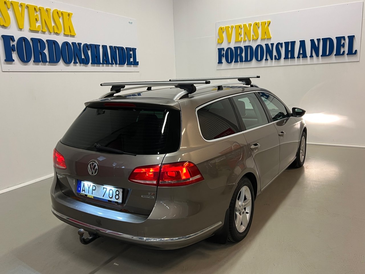 Volkswagen Passat 2011, bild 6/10