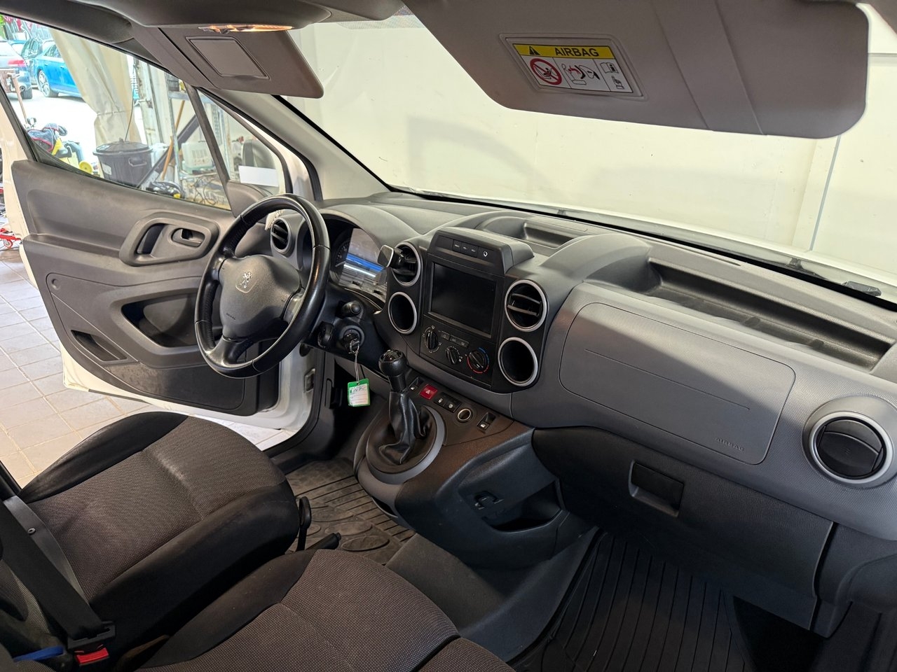 Peugeot Partner 2018, bild 4/10