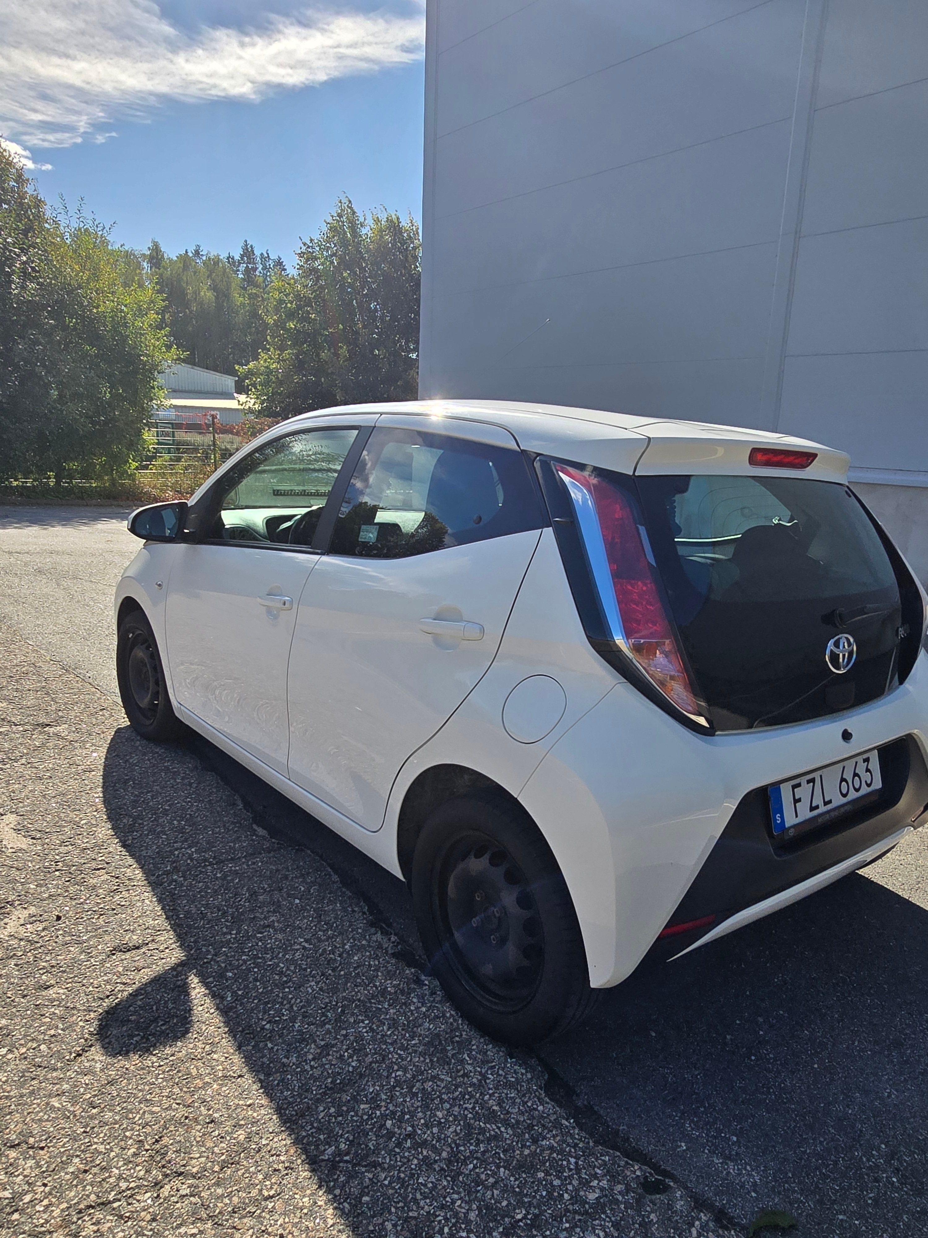 Toyota Aygo 5-dörrar 1.0 VVT-i x-shift 2015, bild 3/7