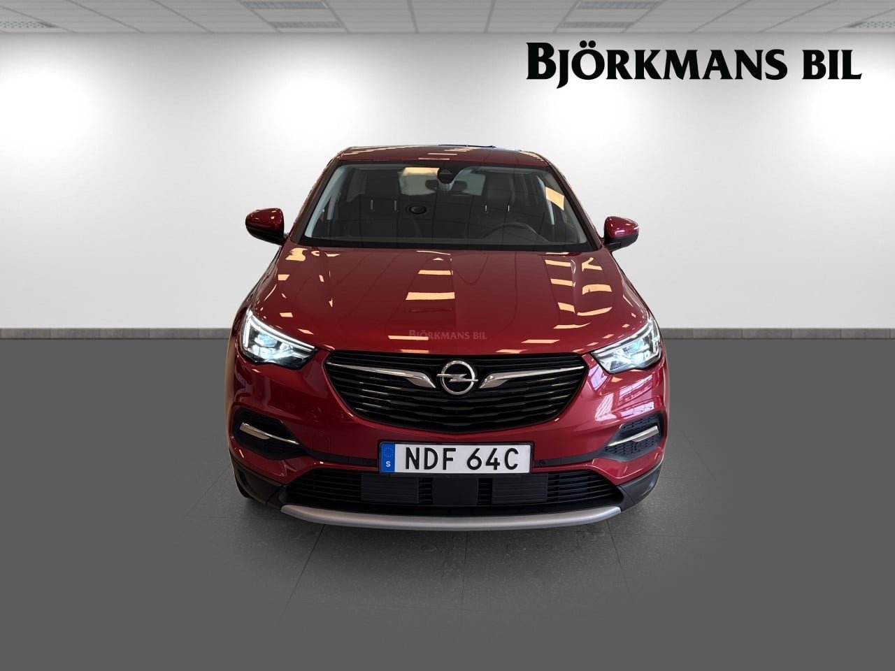 Opel Grandland X 2020, photo 2/10