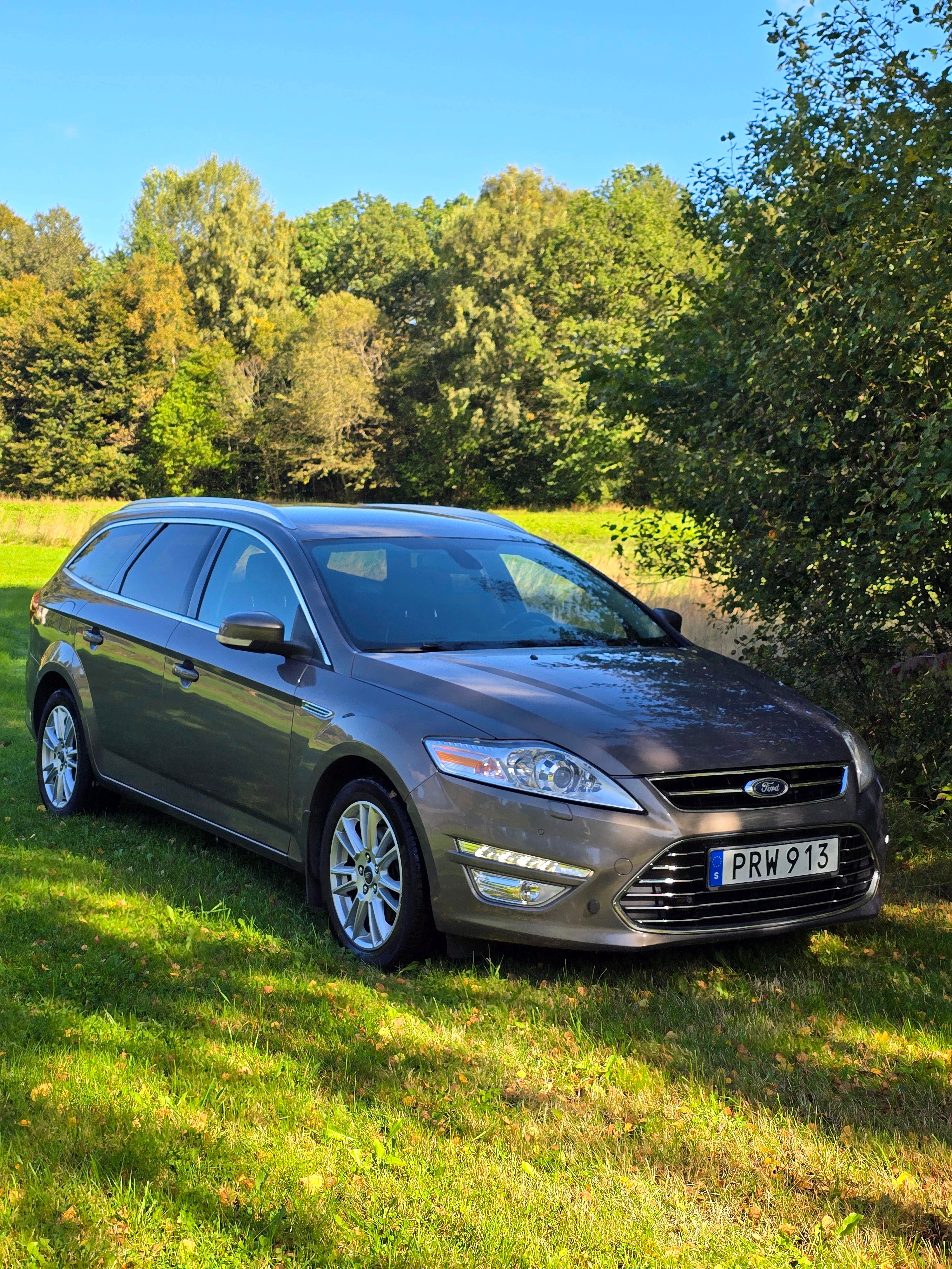 Ford Mondeo Kombi 2.0 TDCi Powershift 2014, bild 2/10