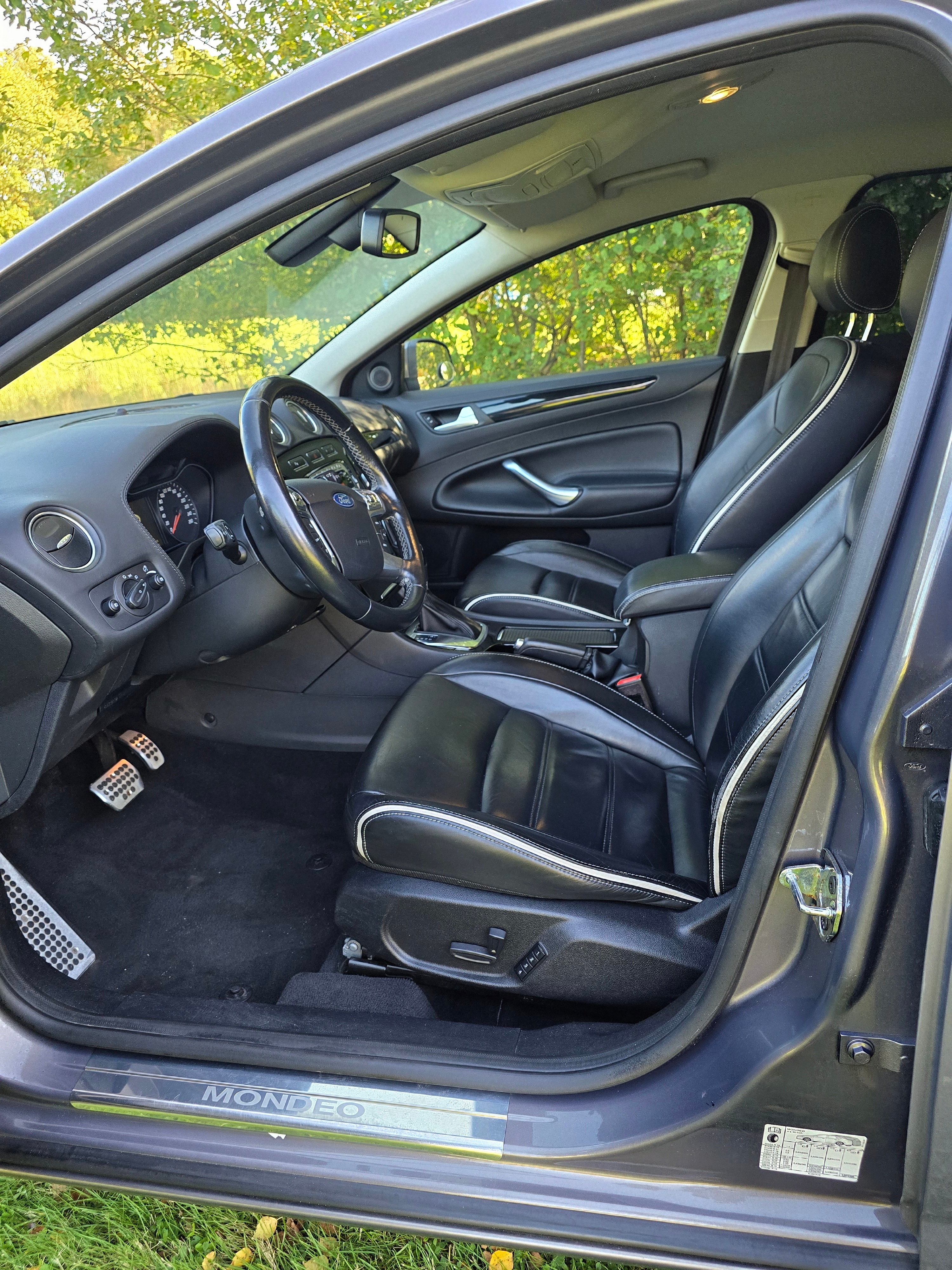 Ford Mondeo Kombi 2.0 TDCi Powershift 2014, bild 5/10