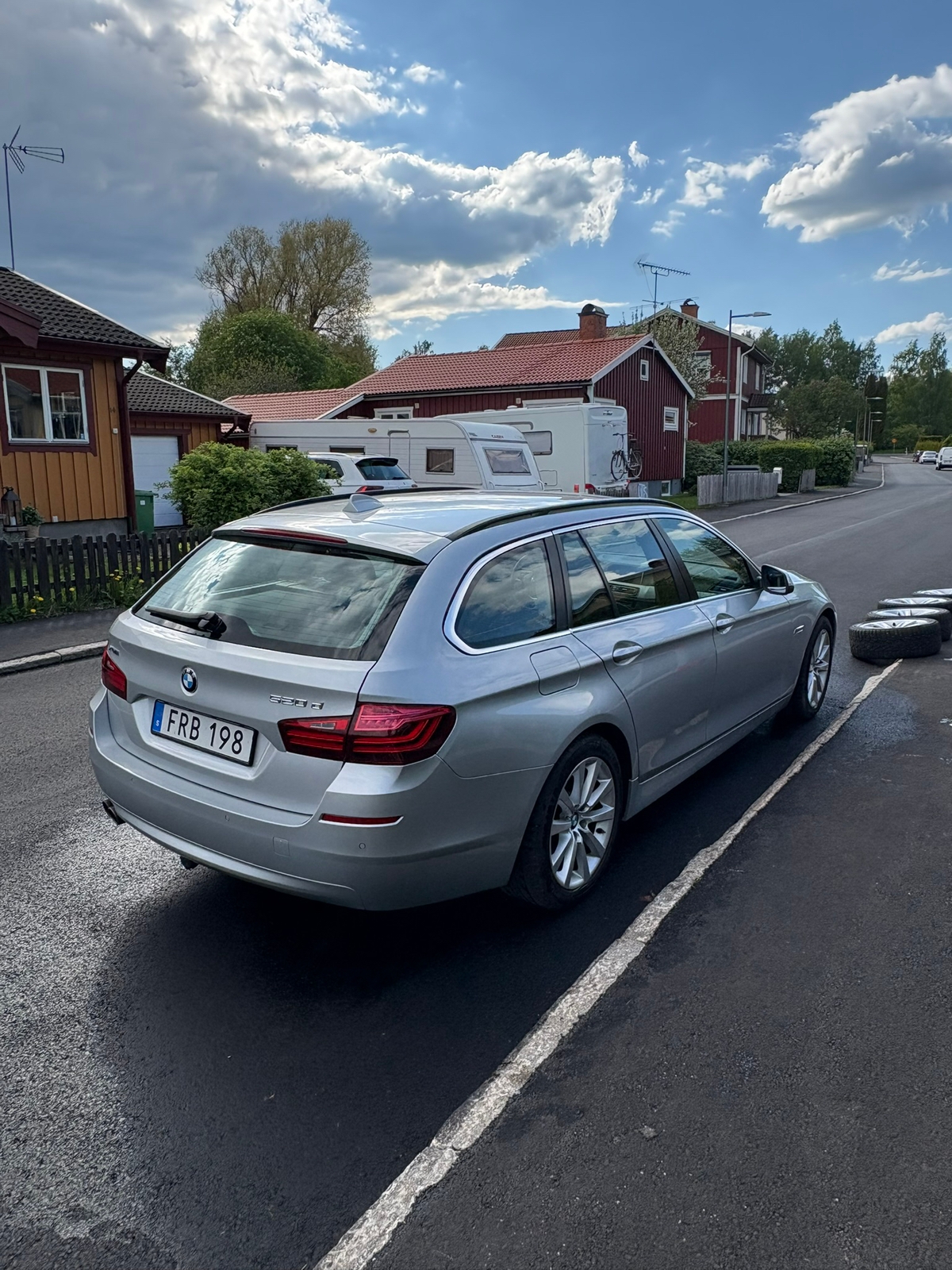BMW 520 d xDrive Touring Steptronic 2015, bild 3/9