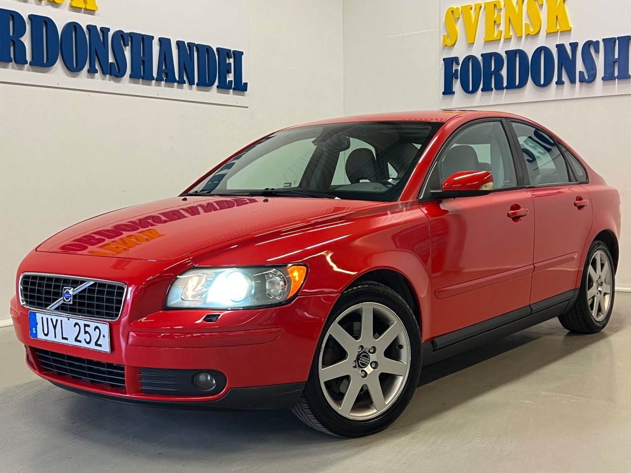 Volvo S40 T5 (220HK) 2004, bild 3/26