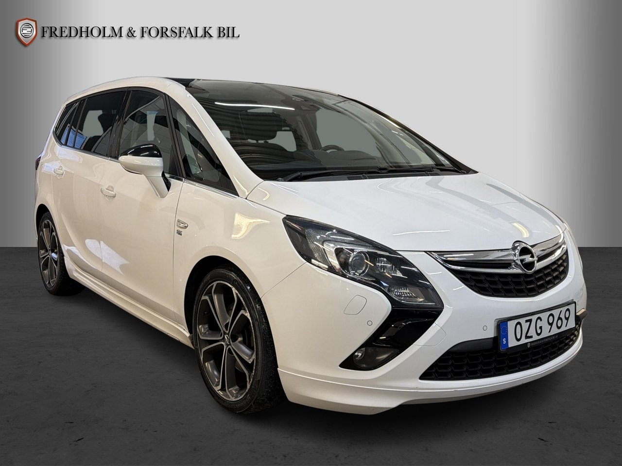 Opel Zafira Tourer 2016, kuva 6/10