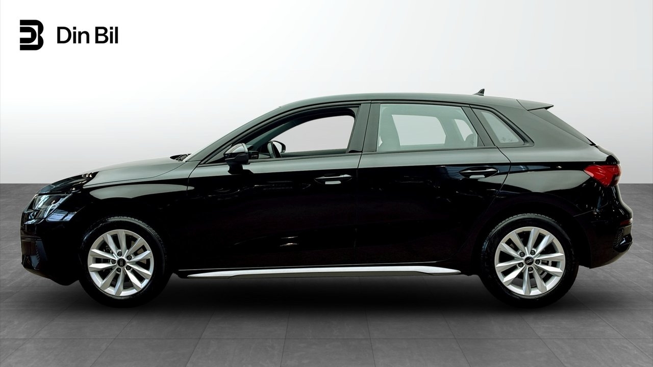 Audi A3 2024, bild 2/10