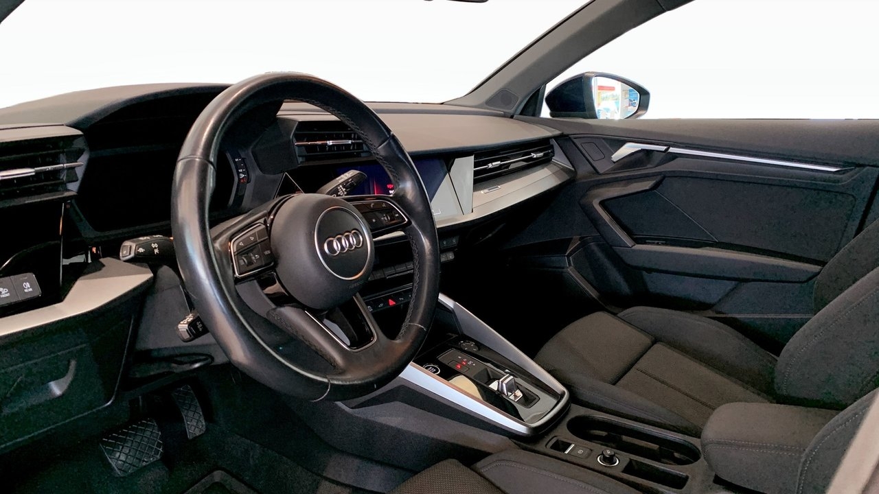 Audi A3 2021, kuva 7/10