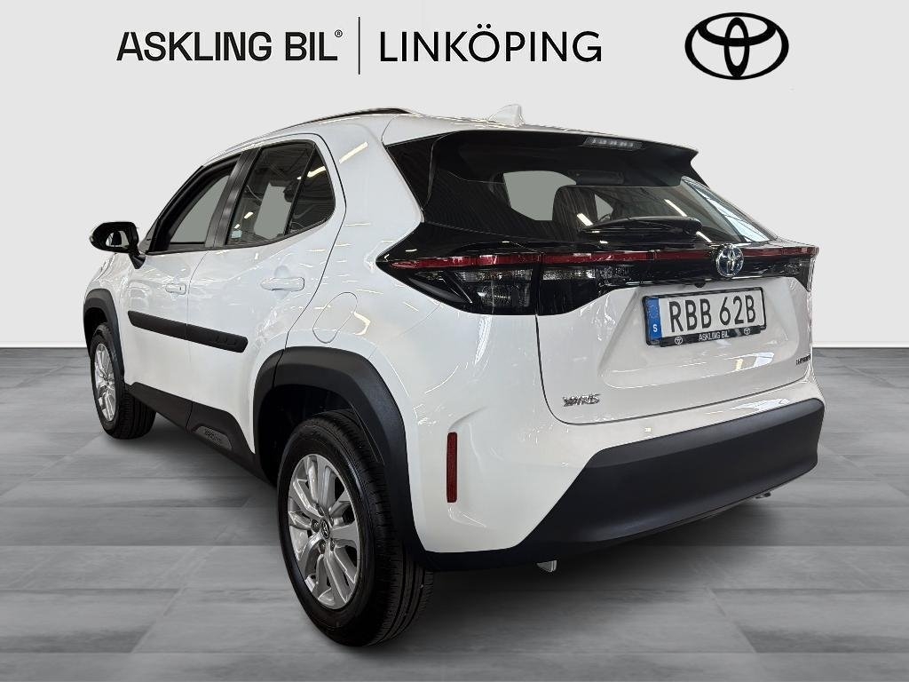 Toyota Yaris Cross Hybrid e-CVT Active 2024, bild 3/10