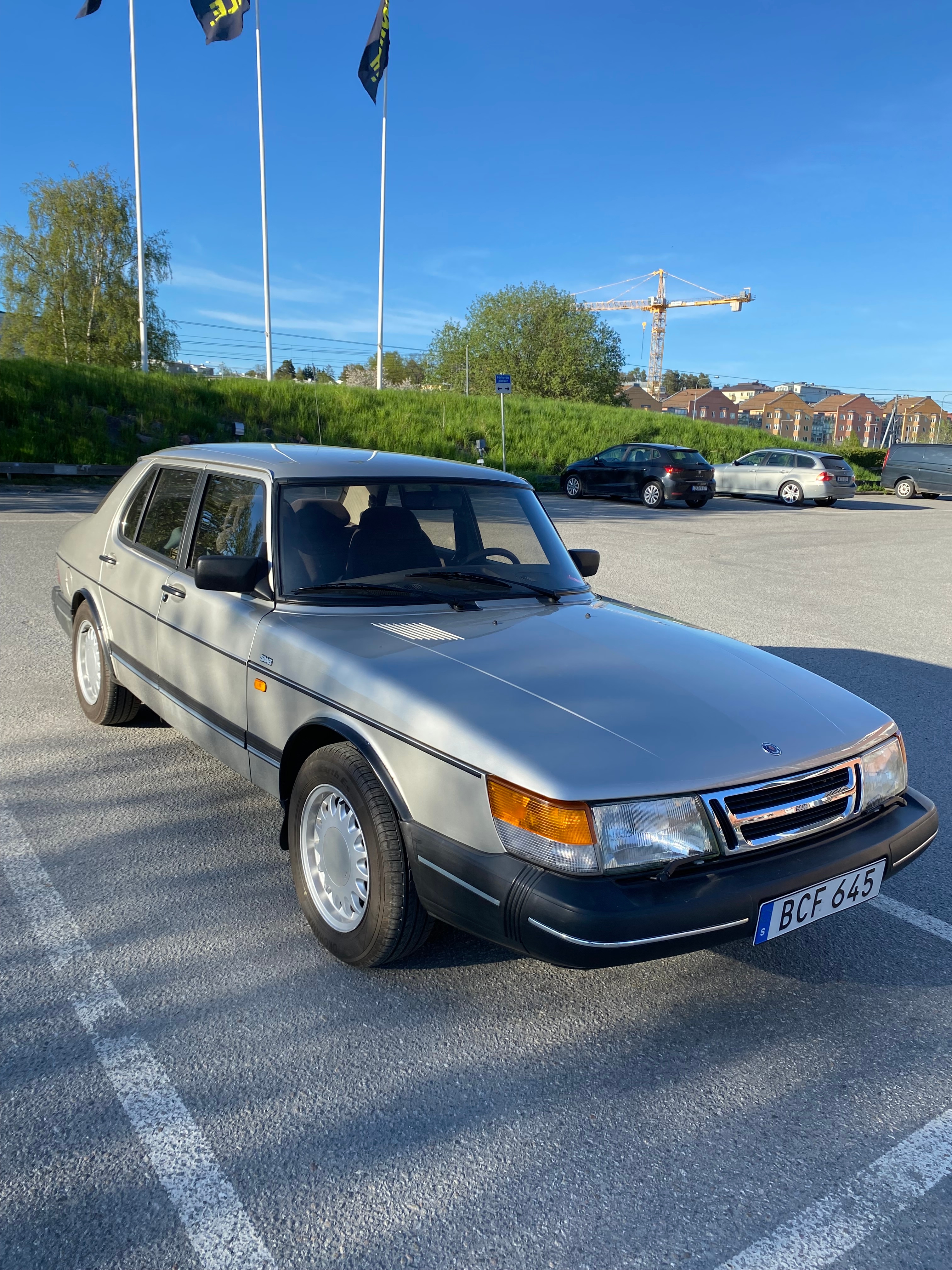 Saab 900 4-dörrars Sedan 2.1 Manuell 1992, bild 2/10
