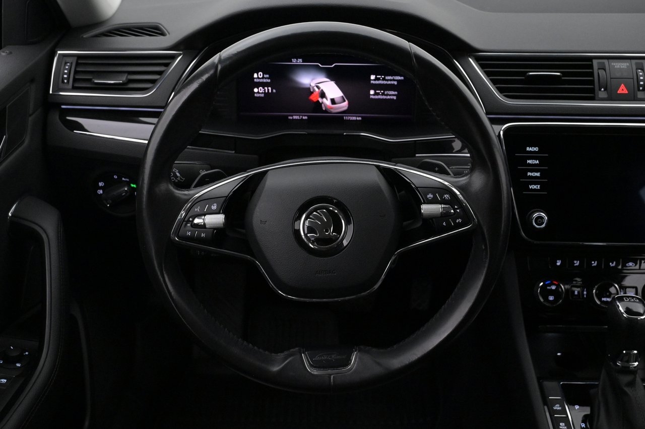 Skoda Superb 2021, bild 7/10