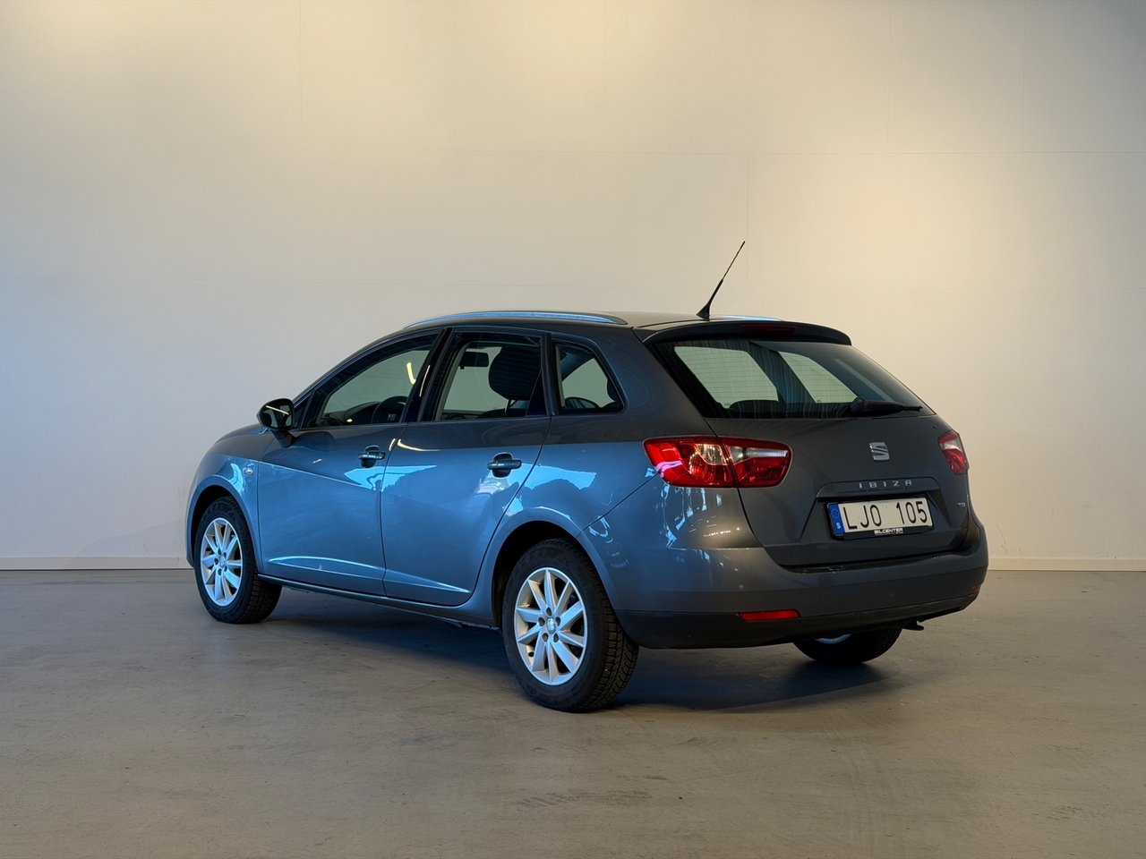 Seat Ibiza ST 1.2 TSI Style 2014, bild 4/10