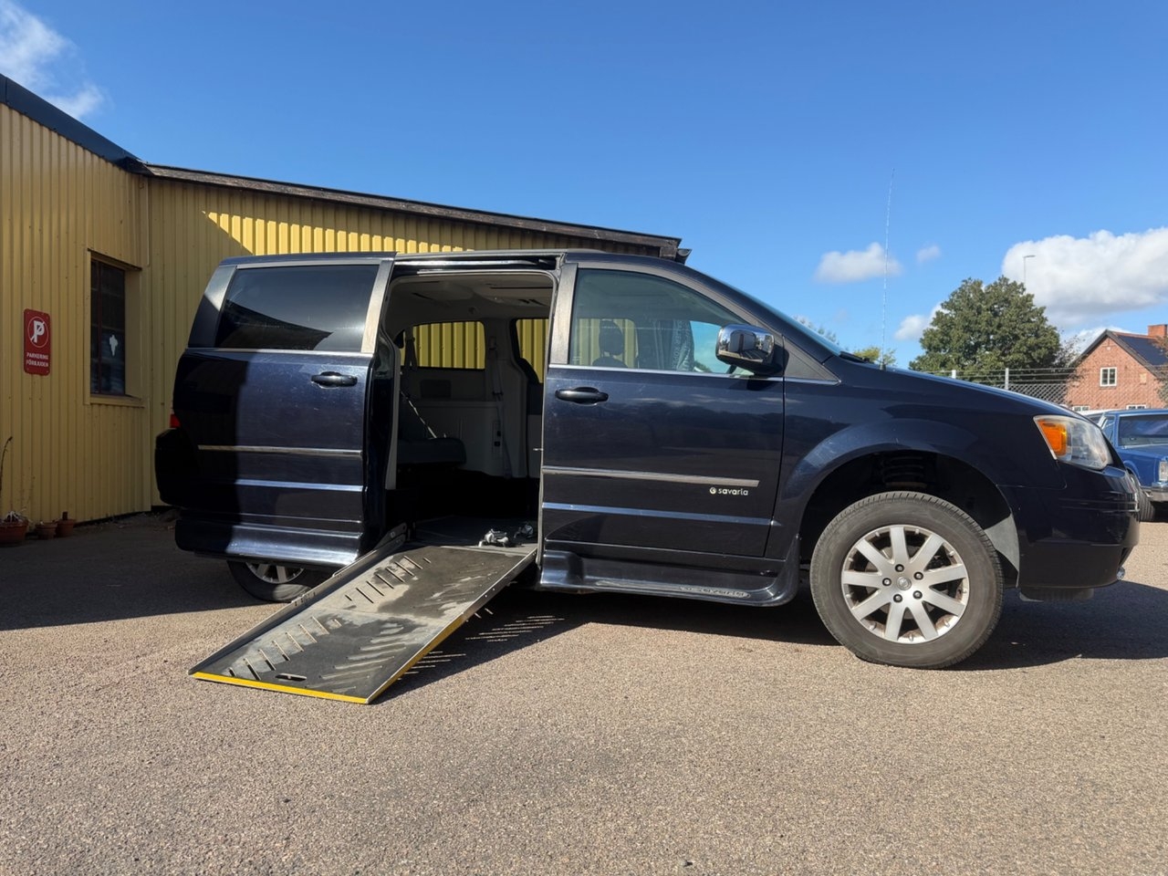 Chrysler Town & Country 2010, bild 4/10