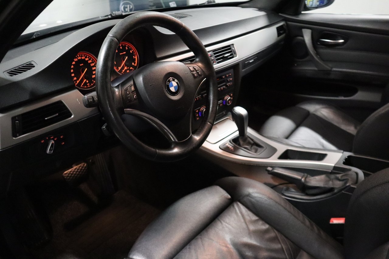 BMW 335 i Touring Steptronic HEMLEV 2007, photo 7/10