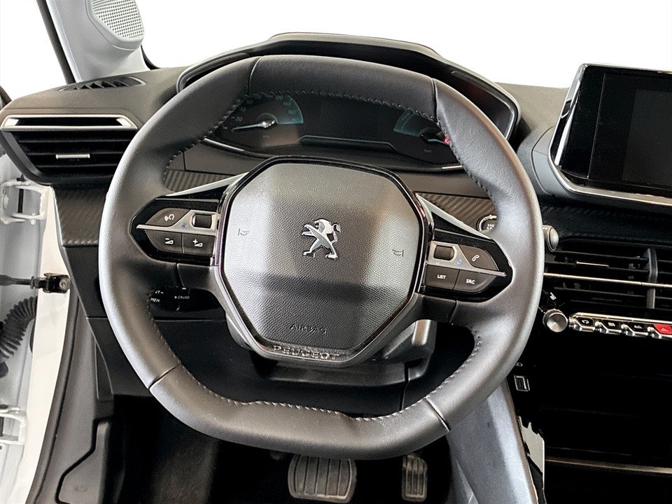 Peugeot e-208 Active 50kWh 136hk Aut 2023, bild 7/10