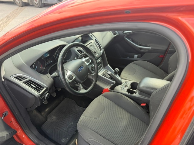 Ford Focus 1.0 EcoBoost Manuell 2013, bild 8/8