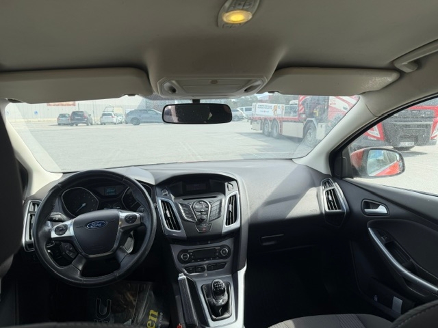 Ford Focus 1.0 EcoBoost Manuell 2013, bild 5/8