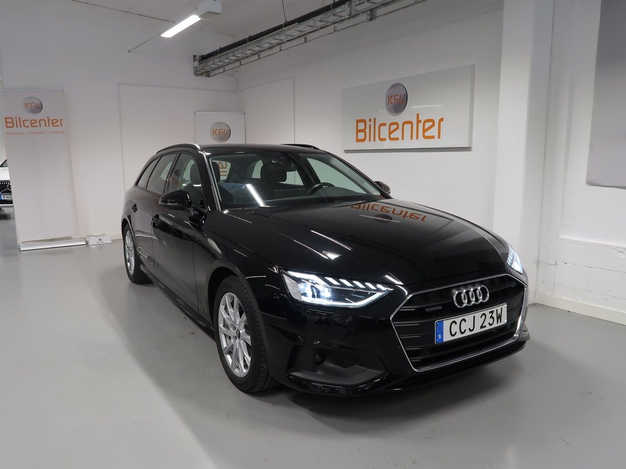 Audi A4 2023, bild 3/10
