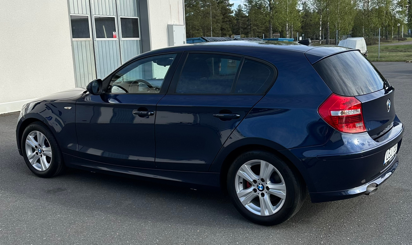 BMW 116 2011, bild 2/9