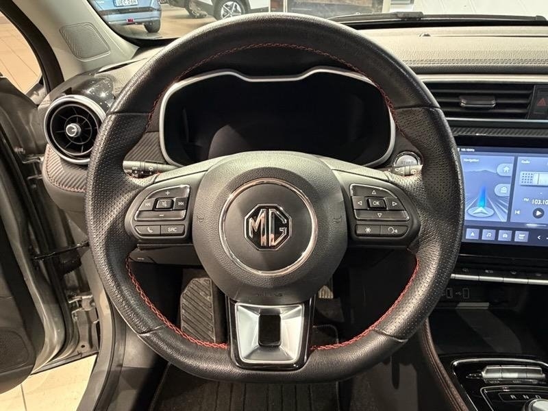 MG ZS Long Range Luxury 2023, photo 4/10