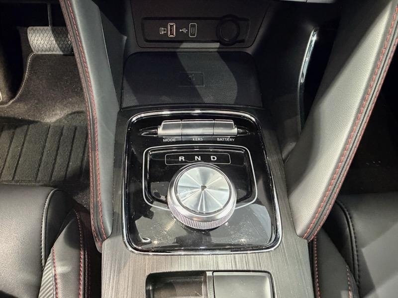 MG ZS Long Range Luxury 2023, photo 6/10