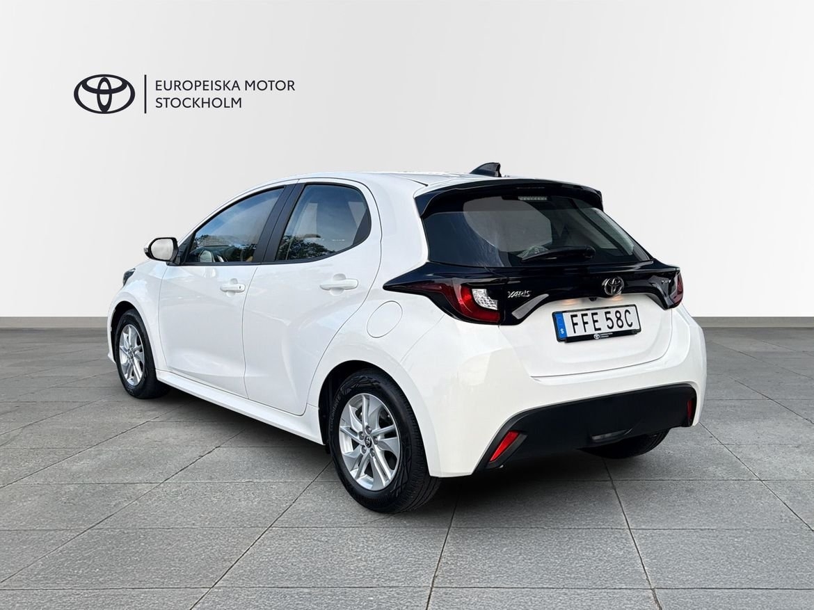 Toyota Yaris 2025, bild 2/13