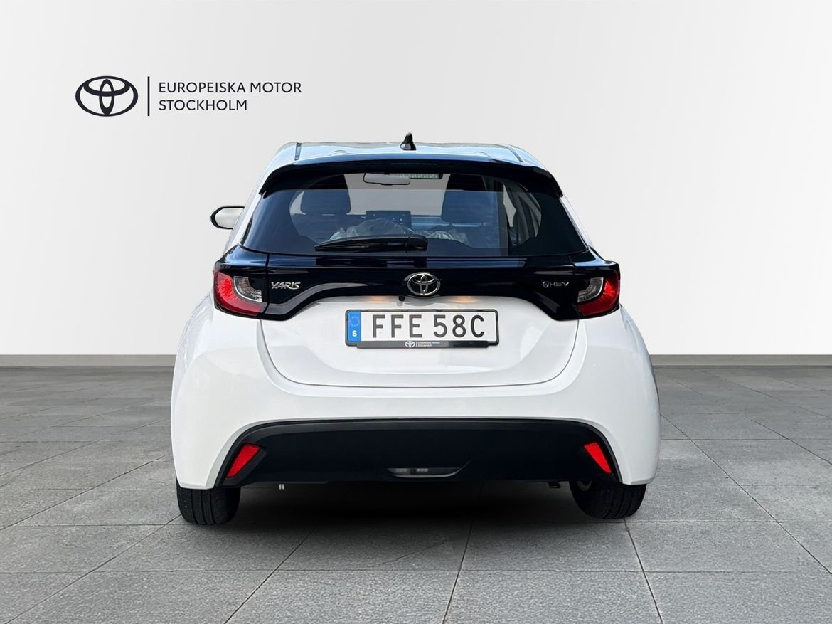 Toyota Yaris 2025, bild 4/13