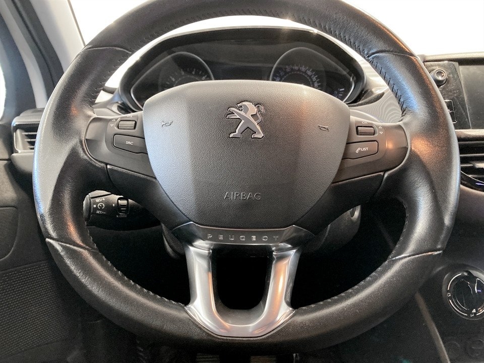 Peugeot 208 2017, bild 7/10