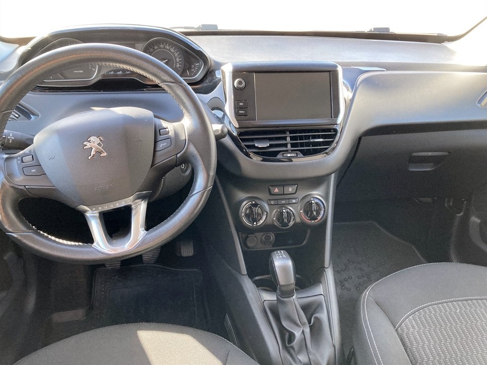 Peugeot 208 2017, bild 6/10