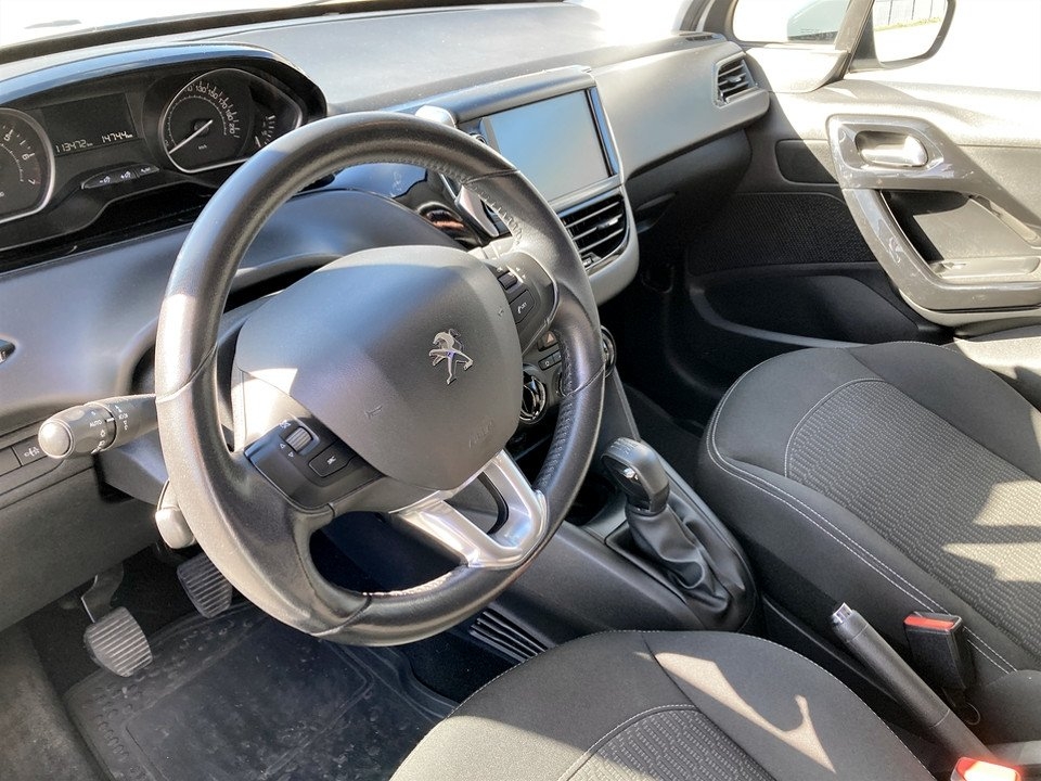 Peugeot 208 2017, bild 5/10