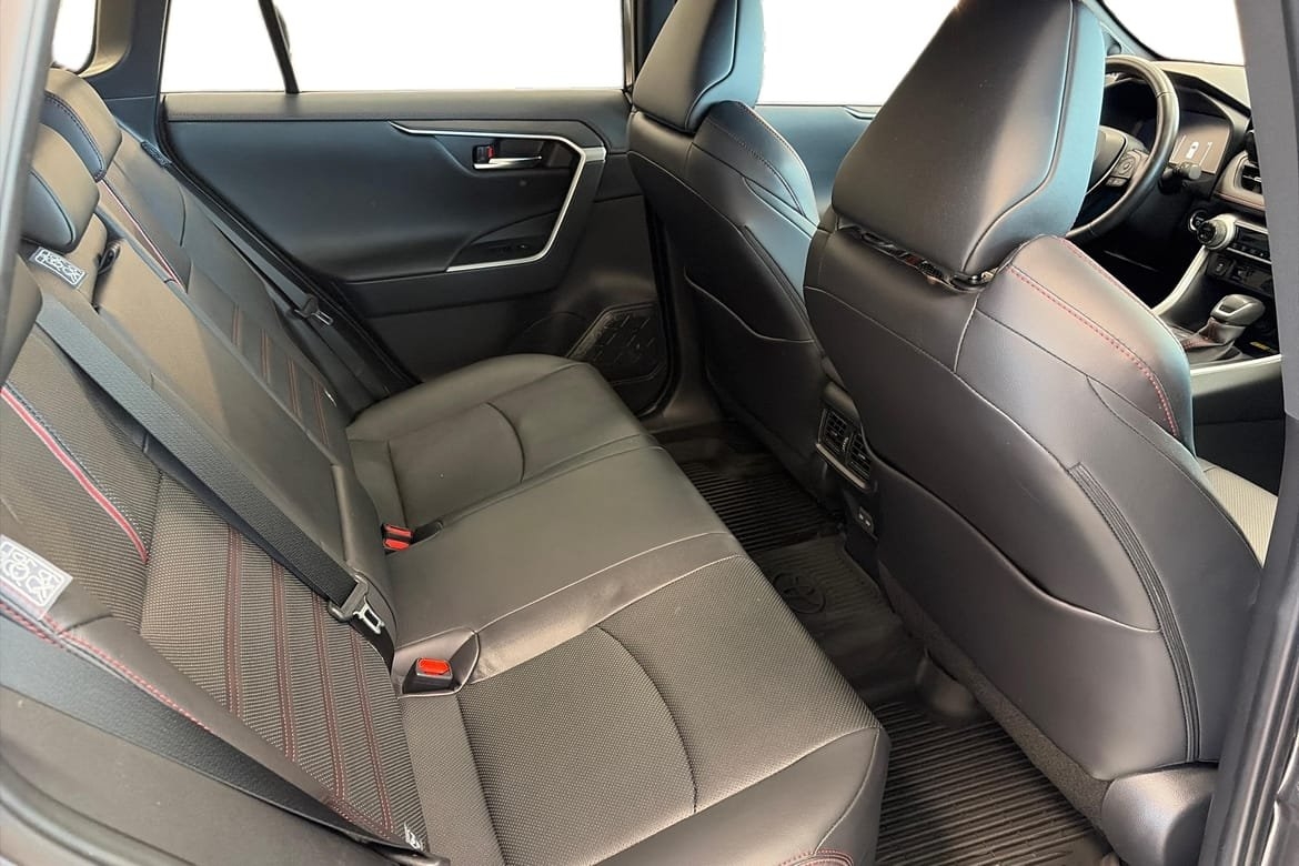 Toyota RAV4 Plug-in Style Premium Drag 2023, bild 7/10