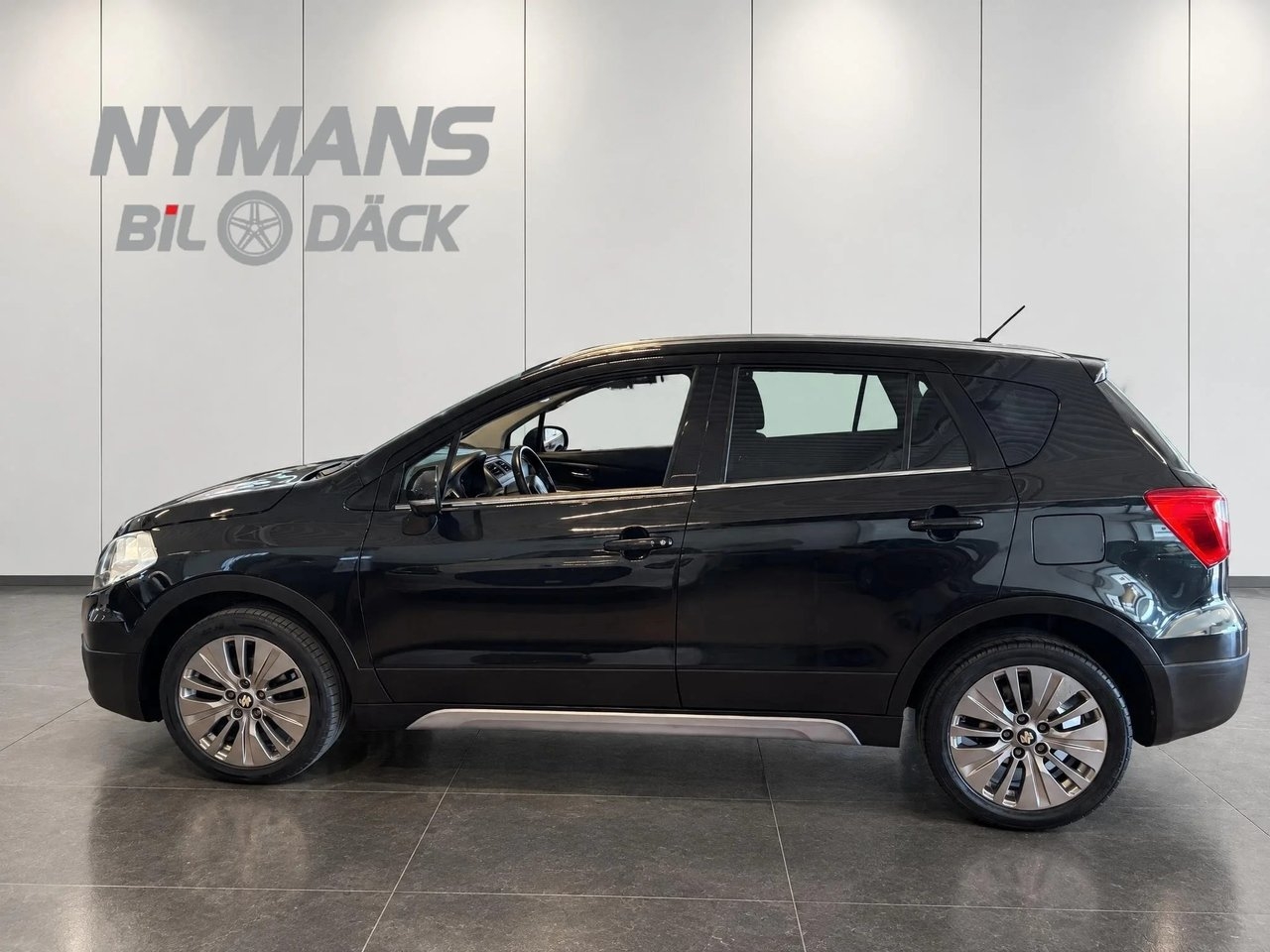 Suzuki S-Cross 2016, bild 5/10