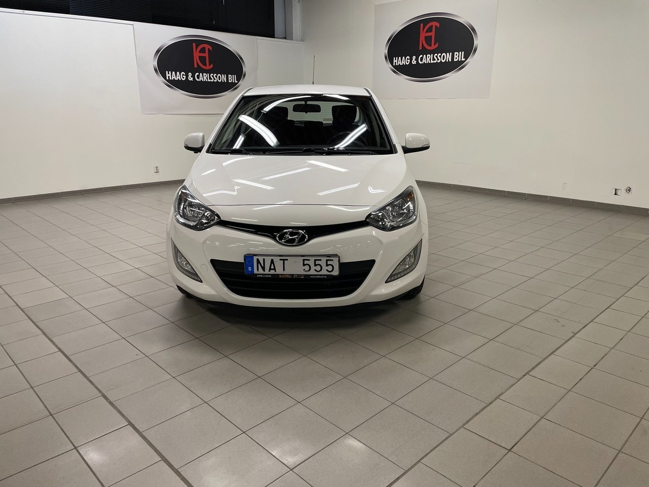 Hyundai i20 1,1 Crdi Premium 2013, bild 2/8