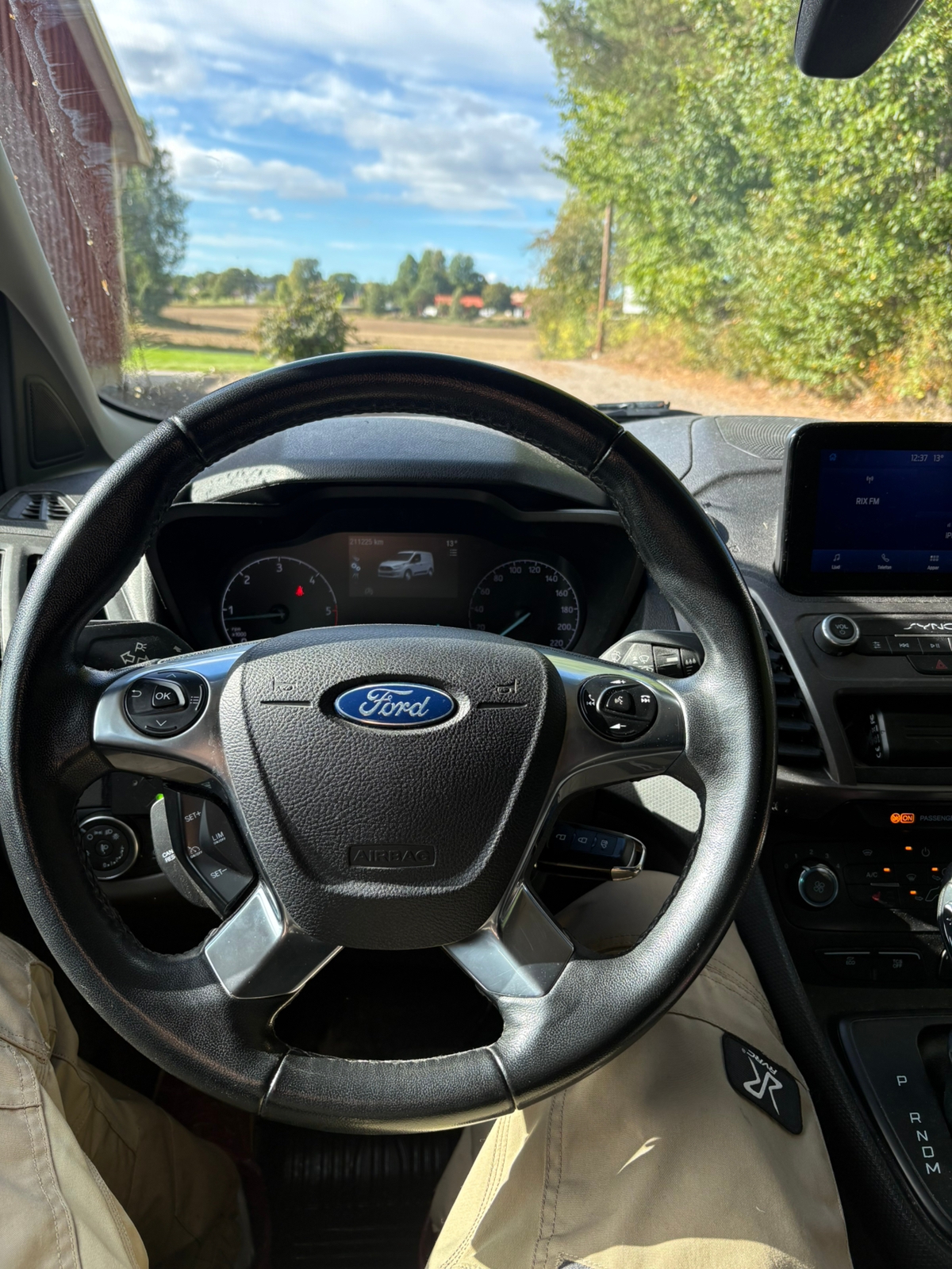 Ford Transit Connect 2019, bild 4/4