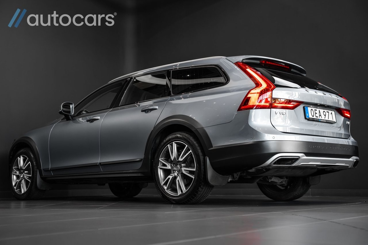 Volvo V90 Cross Country PRO D4 AWD 2017, kuva 4/10