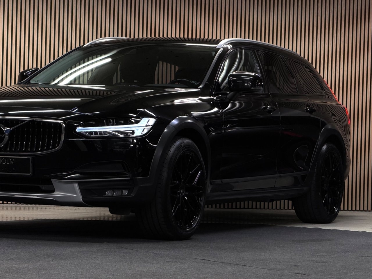 Volvo V90 Cross Country 2020, bild 2/10