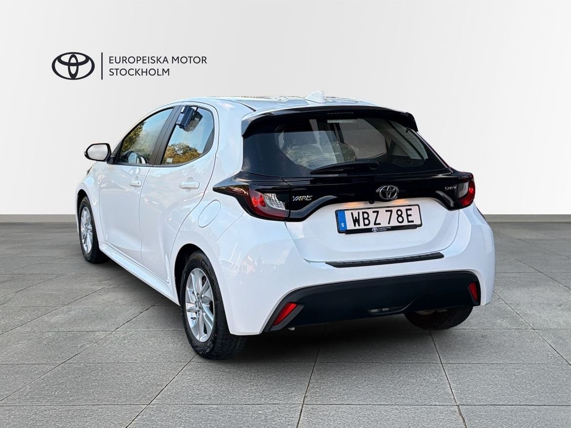 Toyota Yaris 2025, bild 2/13