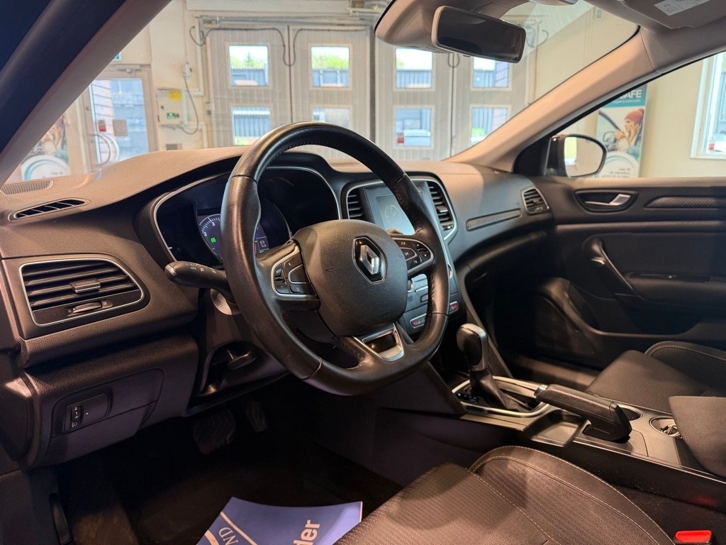 Renault Megane 2019, photo 7/10