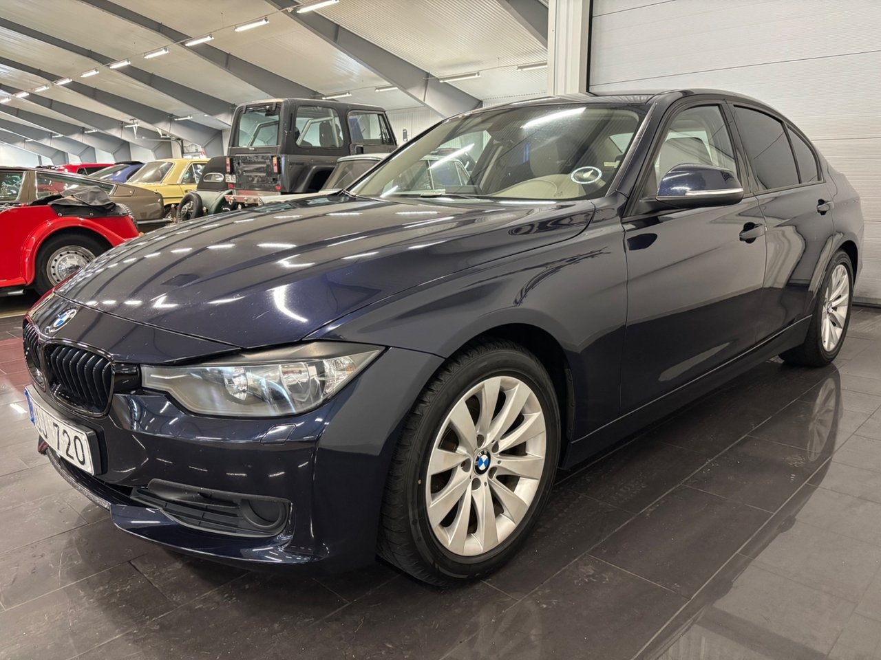 BMW 320 2012, bild 4/10