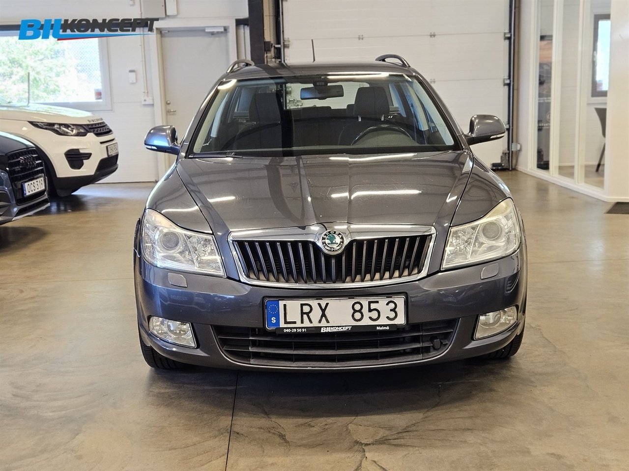 Skoda Octavia 2011, bild 2/10