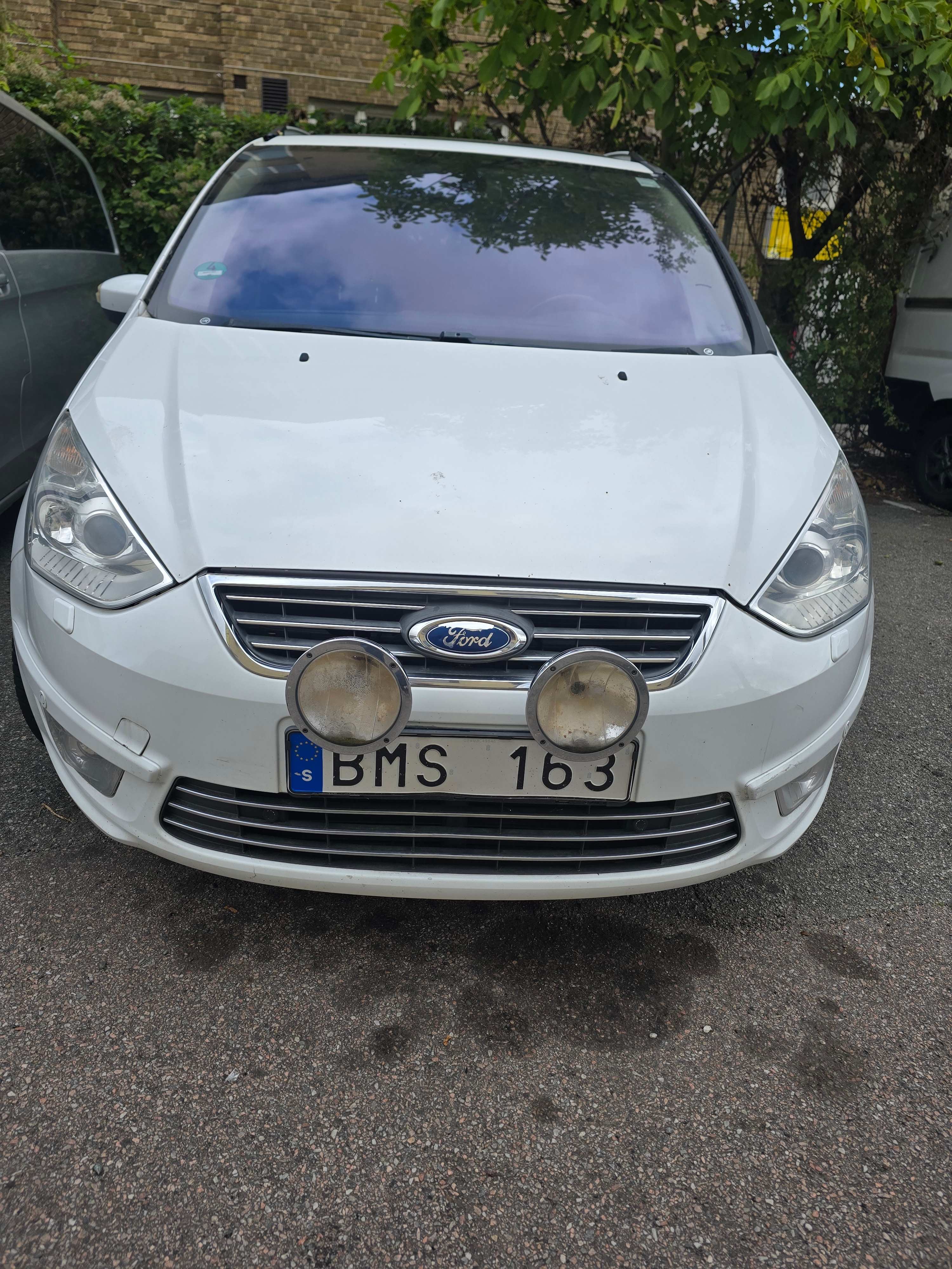 Ford Galaxy 2.0 TDCi Powershift 2011, bild 3/8