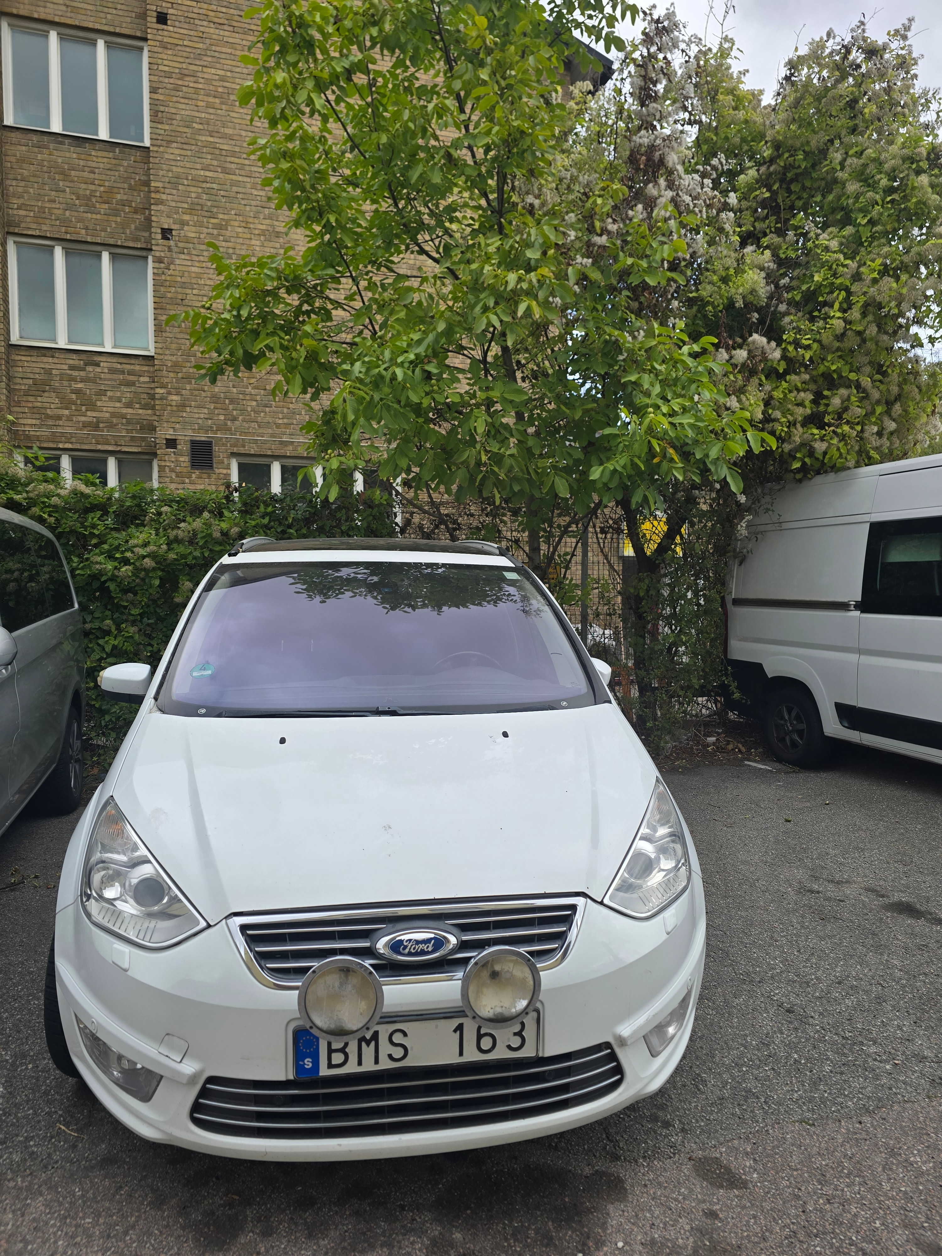 Ford Galaxy 2.0 TDCi Powershift 2011, bild 6/8