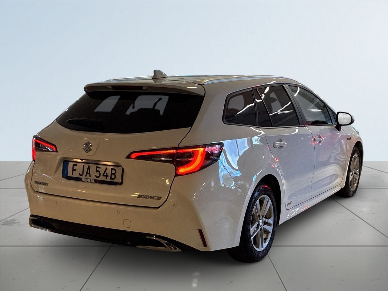 Suzuki Swace 2024, kuva 6/10